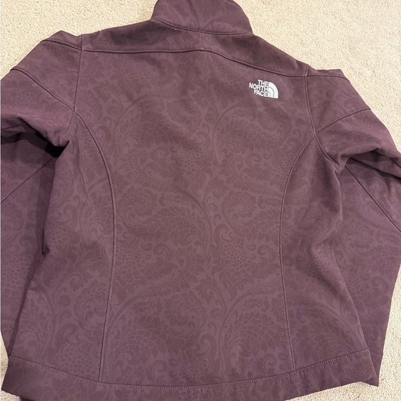 The North Face Apex Women's Purple Jacket - Picture 3 of 3